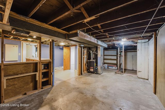 519 Compton St, Louisville, KY 40208