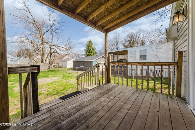 519 Compton St, Louisville, KY 40208