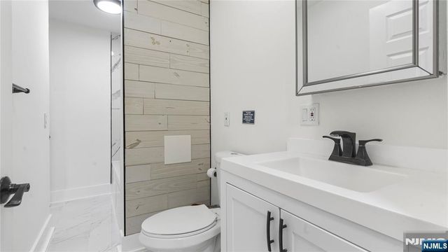 270 Ogden Street, Orange, NJ 07050