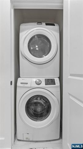 270 Ogden Street, Orange, NJ 07050