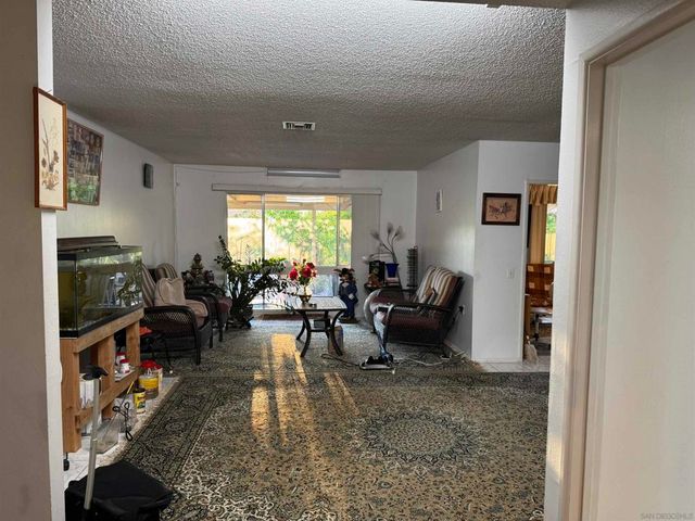 16846 Dominican, San Diego, CA 92128