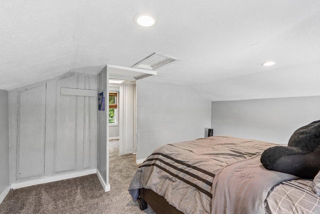 N6275 E Neda ROAD, Iron Ridge, WI 53035