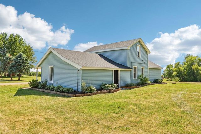 N6275 E Neda ROAD, Iron Ridge, WI 53035