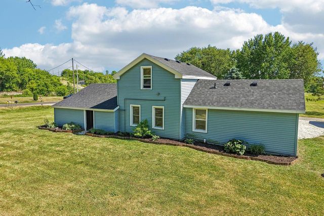 N6275 E Neda ROAD, Iron Ridge, WI 53035