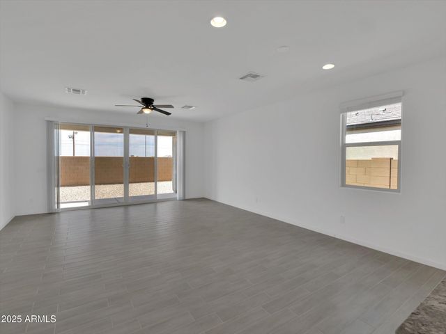 1707 W HOPI Drive, Coolidge, AZ 85128