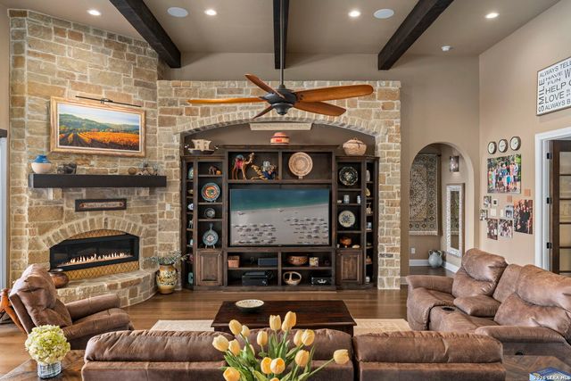 1039 Bluewater Place, Spring Branch, TX 78070