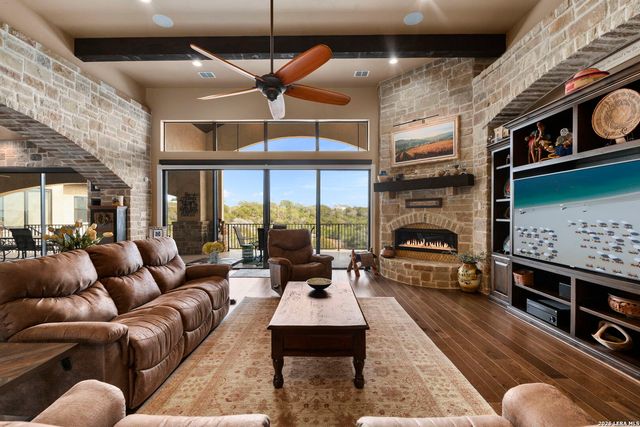 1039 Bluewater Place, Spring Branch, TX 78070