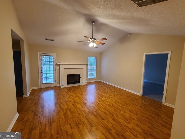 206 Bradford Station Drive, Sharpsburg, GA 30277