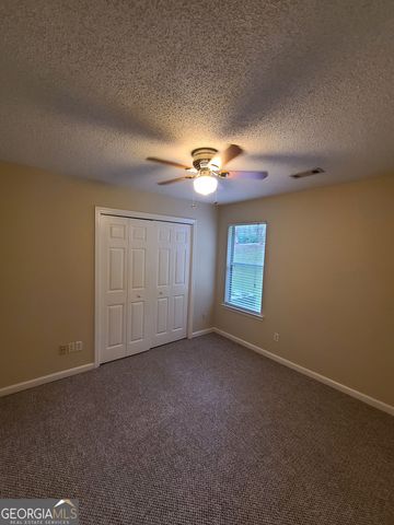 206 Bradford Station Drive, Sharpsburg, GA 30277