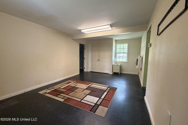 202 Pine Street, Waveland, MS 39576