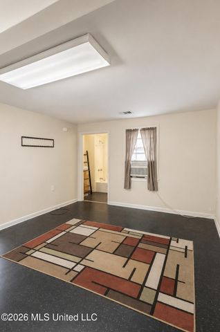 202 Pine Street, Waveland, MS 39576