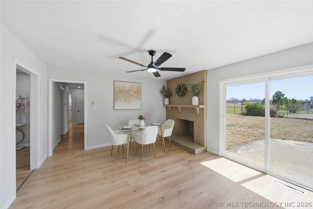 11338 E 7th Street, Tulsa, OK 74128