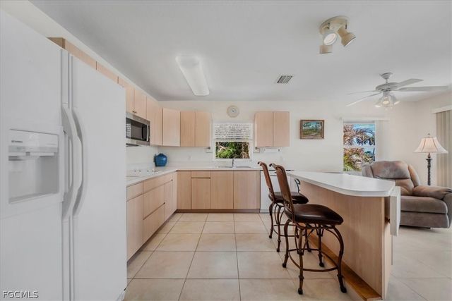 1079 Lock LN, Moore Haven, FL 33471