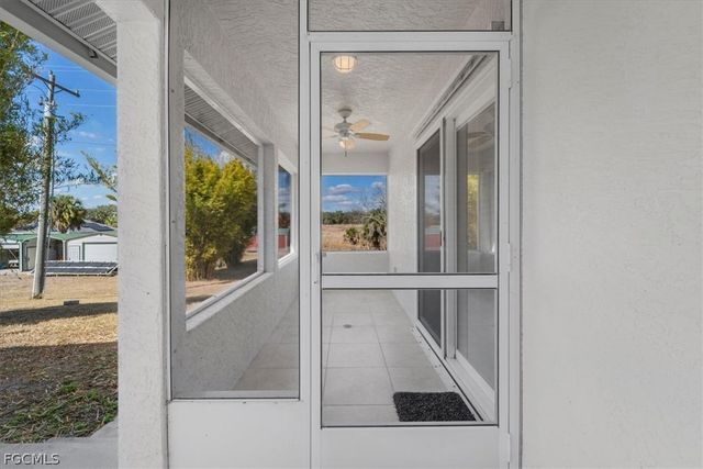 1079 Lock LN, Moore Haven, FL 33471