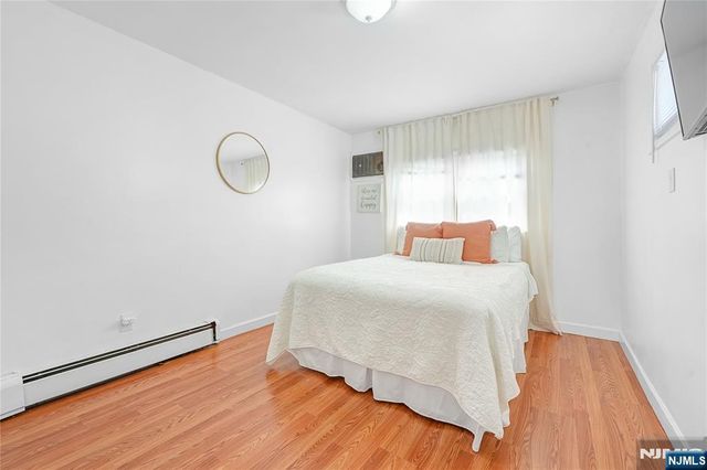 728 Devon Street, Kearny, NJ 07032