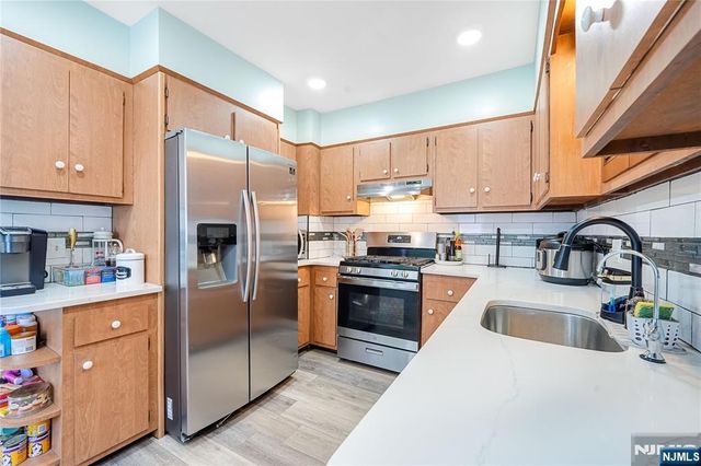 728 Devon Street, Kearny, NJ 07032