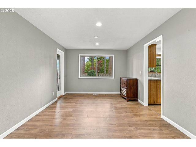 1335 Nw 128TH Ave, Portland, OR 97229