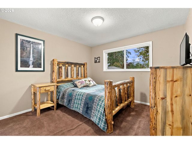 1335 Nw 128TH Ave, Portland, OR 97229