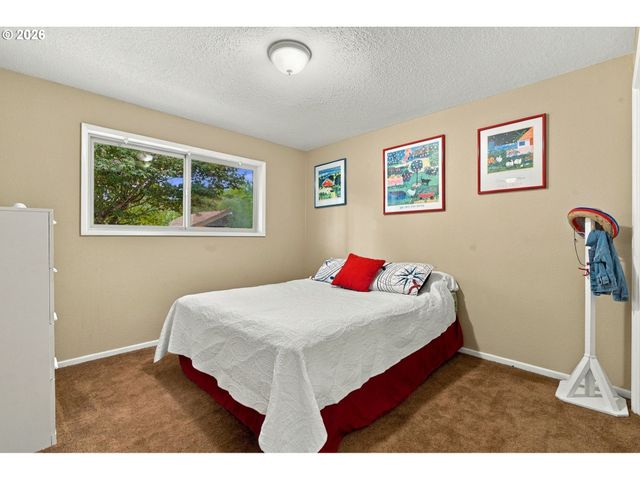 1335 Nw 128TH Ave, Portland, OR 97229