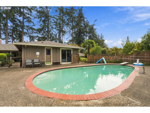 1335 Nw 128TH Ave, Portland, OR 97229