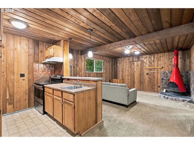 1335 Nw 128TH Ave, Portland, OR 97229