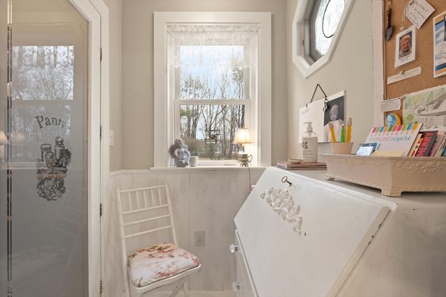 49 Chestnut Street, Foxboro, MA 02035