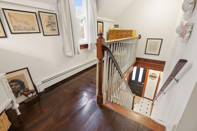 49 Chestnut Street, Foxboro, MA 02035