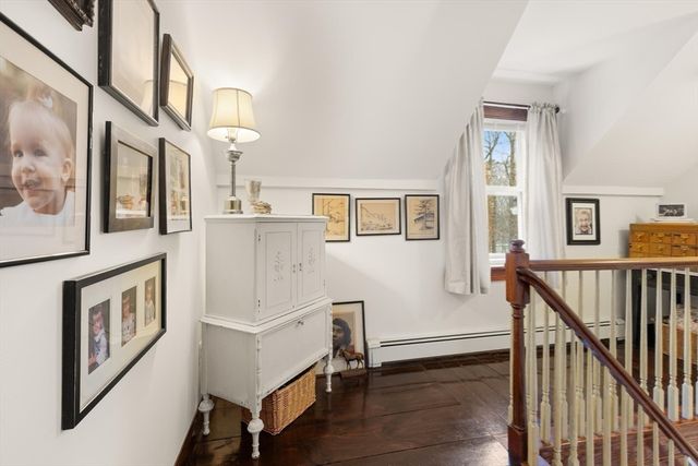 49 Chestnut Street, Foxboro, MA 02035