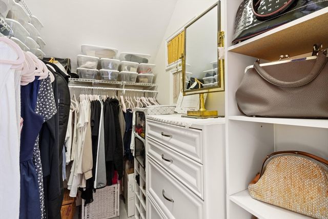 49 Chestnut Street, Foxboro, MA 02035