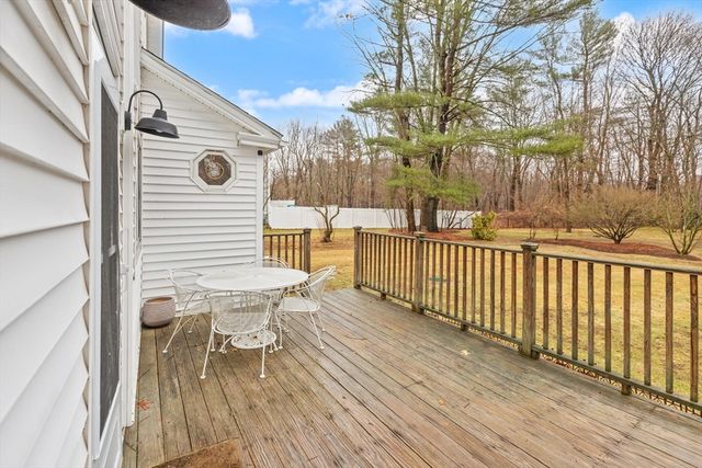 49 Chestnut Street, Foxboro, MA 02035