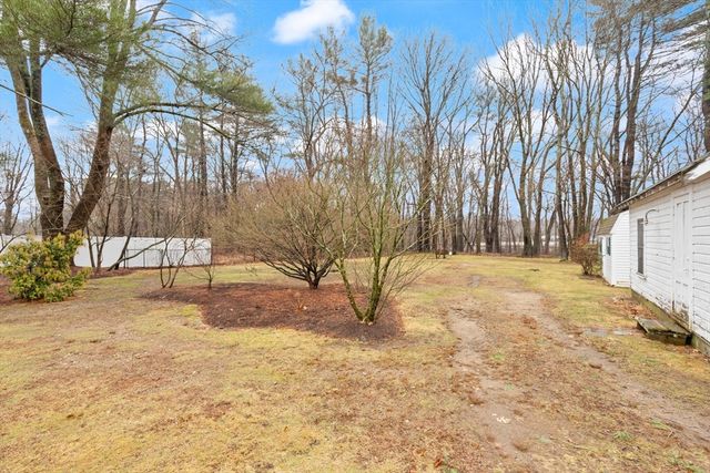 49 Chestnut Street, Foxboro, MA 02035