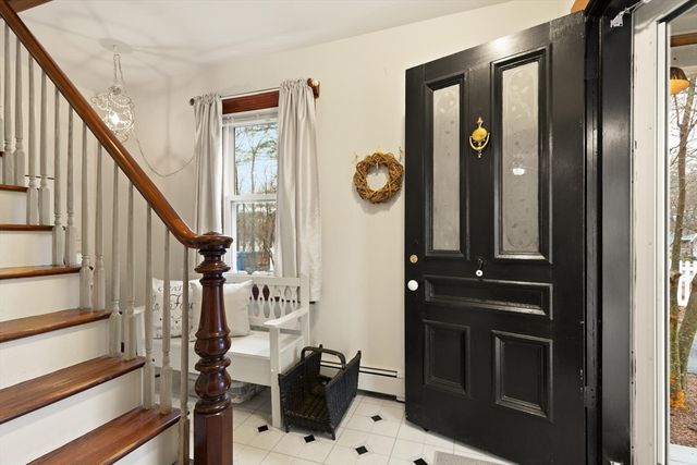 49 Chestnut Street, Foxboro, MA 02035