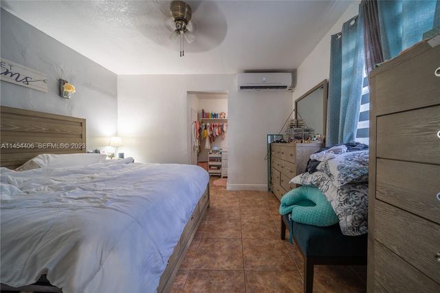 925 E 29th Street, Hialeah, FL 33013