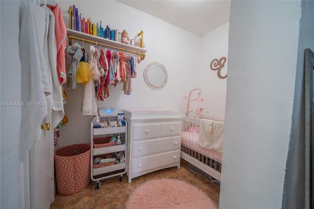 925 E 29th Street, Hialeah, FL 33013