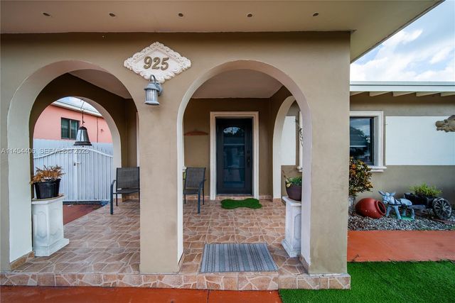 925 E 29th Street, Hialeah, FL 33013