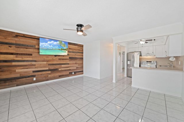 1780 SE 4th Street, Pompano Beach, FL 33060