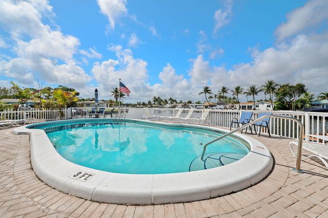 1780 SE 4th Street, Pompano Beach, FL 33060