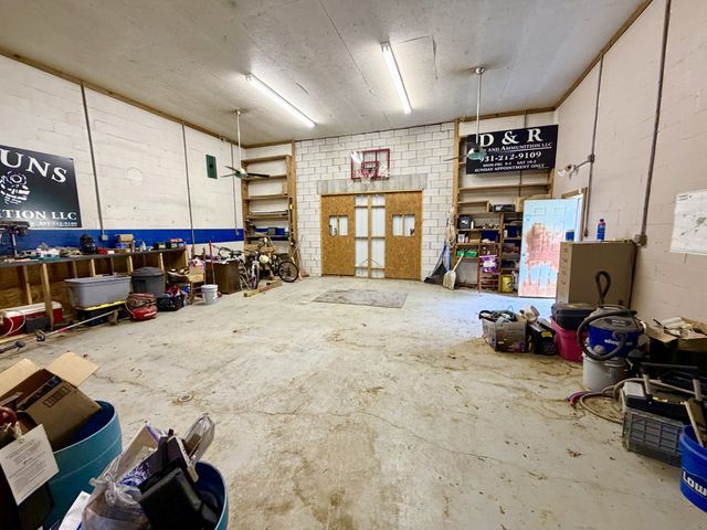 8770 Harrison Ferry Rd, Mcminnville, TN 37110