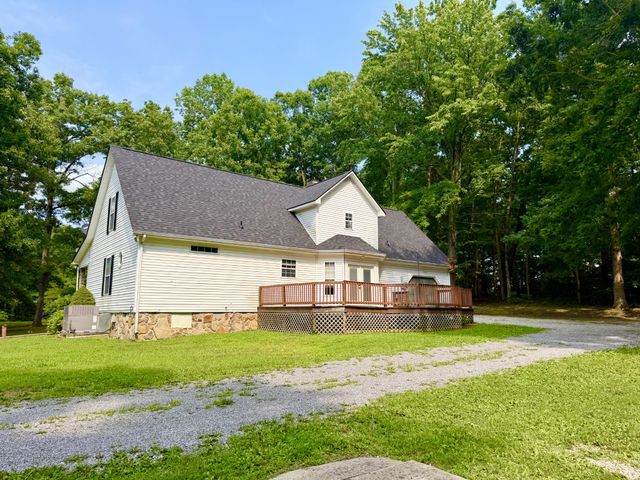 8770 Harrison Ferry Rd, Mcminnville, TN 37110
