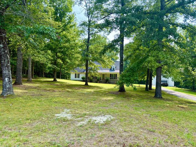 8770 Harrison Ferry Rd, Mcminnville, TN 37110