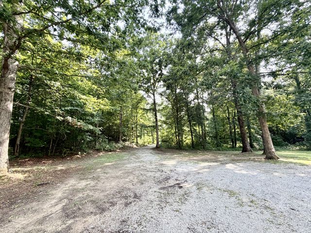 8770 Harrison Ferry Rd, Mcminnville, TN 37110