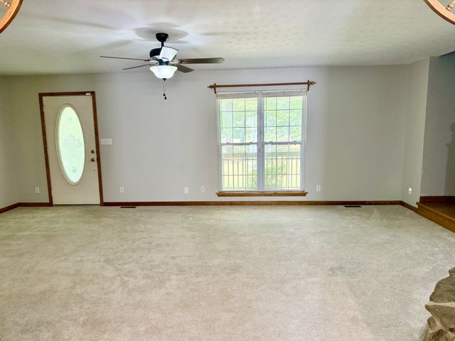 8770 Harrison Ferry Rd, Mcminnville, TN 37110