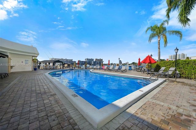 100 Golden Isles Dr 1109, Hallandale Beach, FL 33009