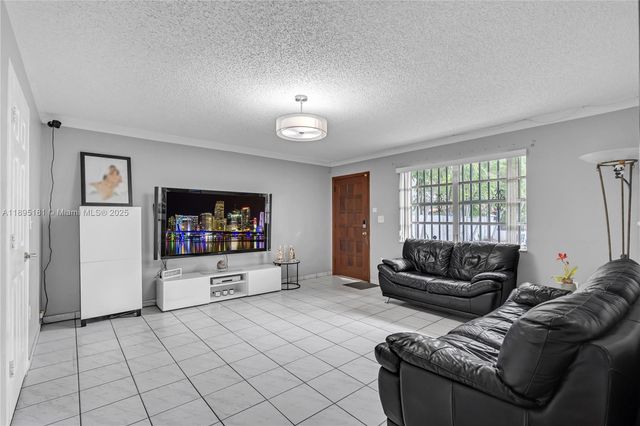 2368 SW 32nd Ave, Miami, FL 33145