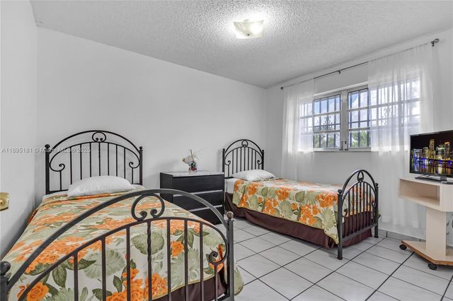 2368 SW 32nd Ave, Miami, FL 33145