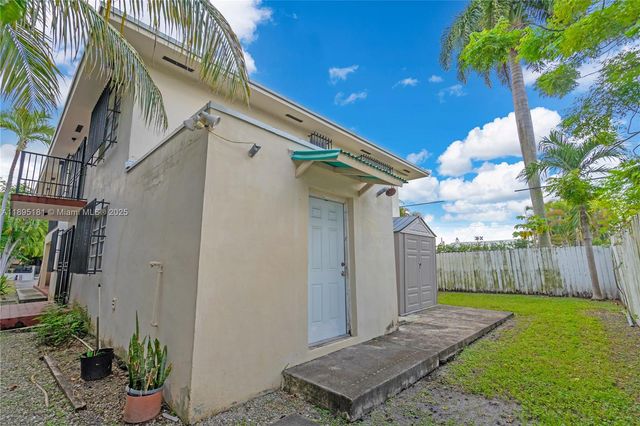 2368 SW 32nd Ave, Miami, FL 33145