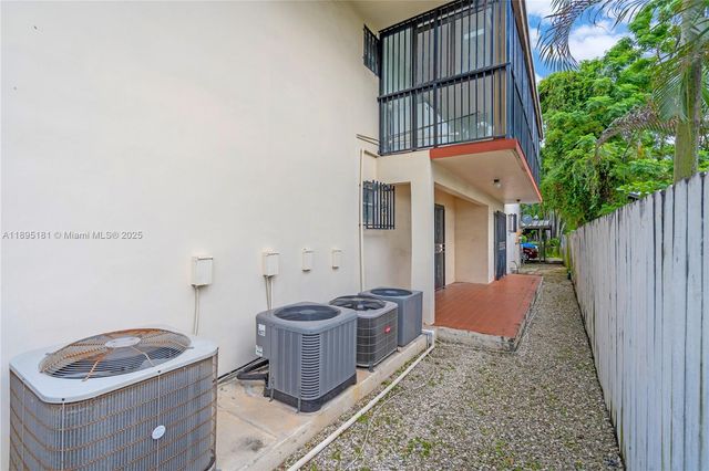 2368 SW 32nd Ave, Miami, FL 33145