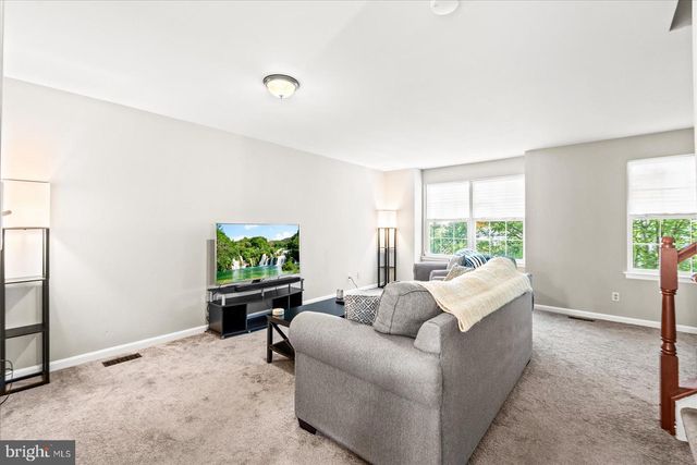 7213 WYTHEVILLE CIR, Fredericksburg, VA 22407