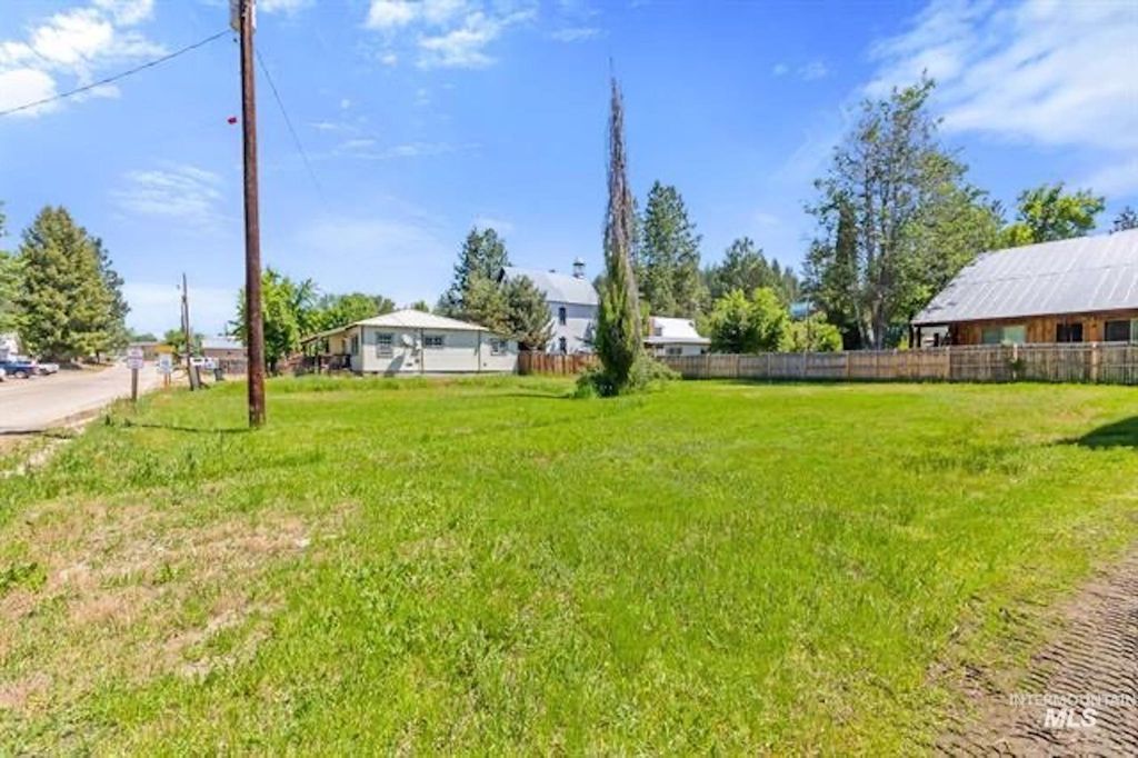 508 Montgomery Street, Idaho City, ID 83631 photo 2