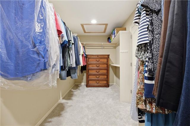 15565 S Gallery Street, Olathe, KS 66062